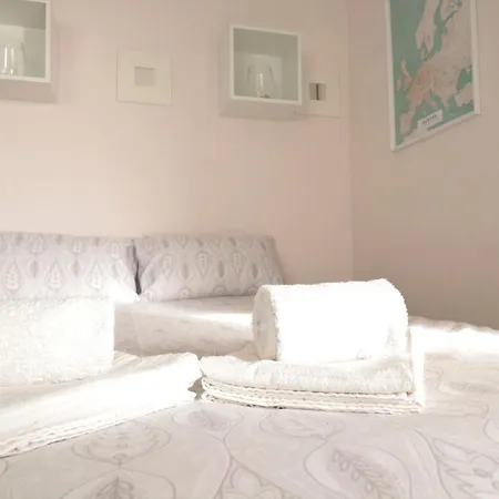 Olilou - Silhueta Citadina Apartamento